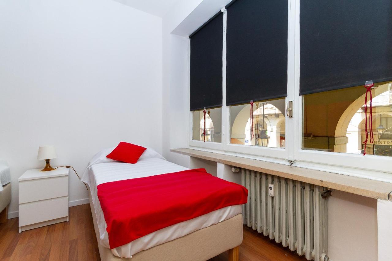 Hostdomus - Sotto Il Portico Apartment